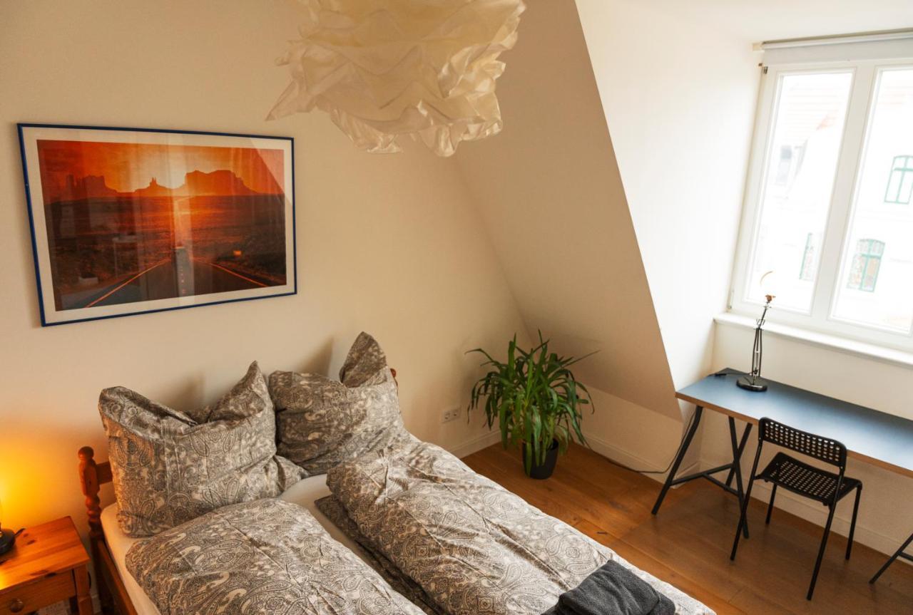 Woelkchen - Wohnung Mit Balkon, Holzdielen & Tv Bremerhaven Eksteriør bilde